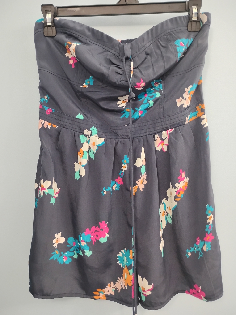 NWOT American Eagle Strapless Floral Romper - Navy with Multicolor Bloom Size 6